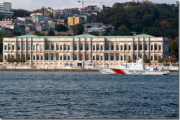 Photo Palais De Ciragan Ciragan Palace Besiktas Istanbul Bosphore De Thrace Thracian Bosphorus Photo Istanbul Turquie Istanbul Turkey Picture Besiktas Bosphore Istanbul Bosphorus Besiktas Istanbul Image Constantinople