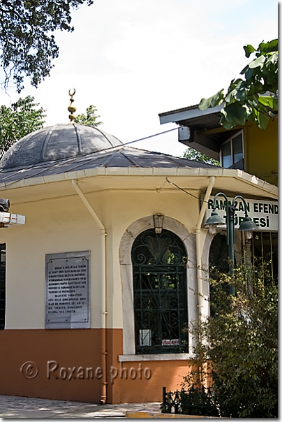 Tombe de Ramazan Efendi - Ramazan Efendi mausoleum - Ramazan Efendi türbesi - Kocamustafapasa - Fatih - Istanbul