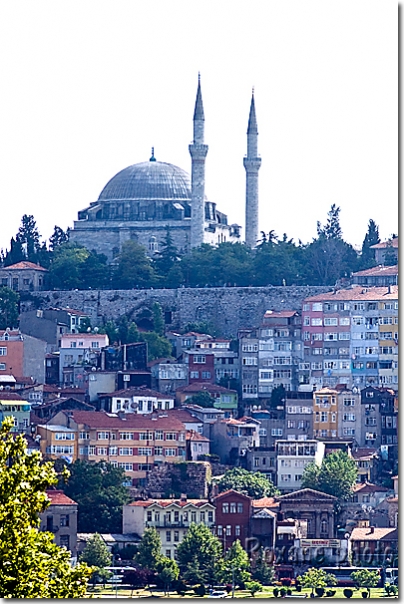 Mosquée Yavuz Selim ou Mosquée Selimiye et remparts maritimes  Yavuz Selim mosque - Yavuz Selim camii Selimiye - Fatih - Istanbul