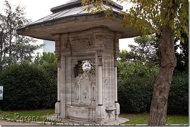 Fontaine ottomane - Ottoman fountaine - Parc de Maçka - Sisli - Istanbul